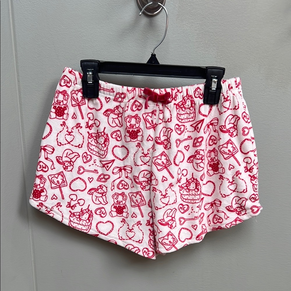 Cute Red and White Patterned Shorts